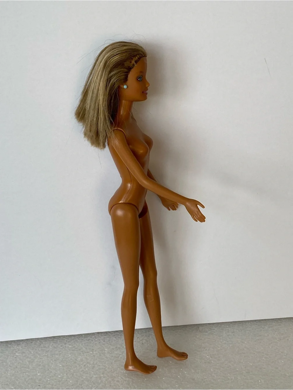 Vintage Mattel Barbie CALI Girl Beach Doll - Nude, Tan, Flat Feet